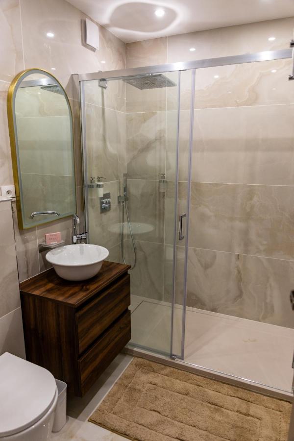 פריז Appartement Vue Tour Eiffel מראה חיצוני תמונה